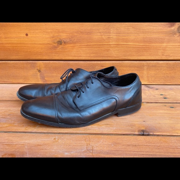 Black Florsheim Cap Toe Dress Shoes - Picture 1 of 6